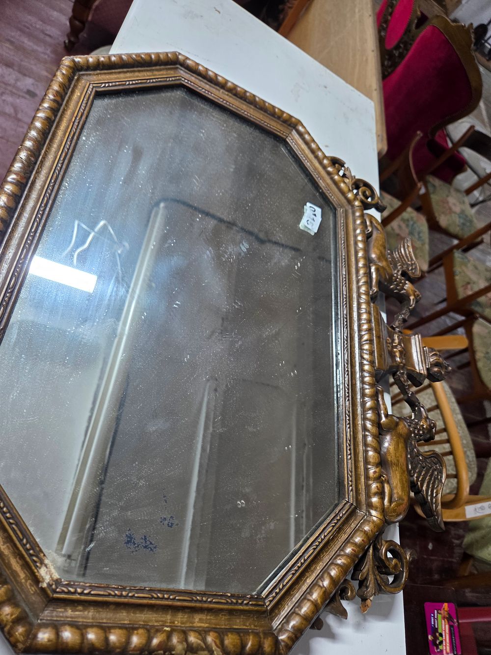 Lot 172 – A Vintage Neo-Classical Gilt Octagonal Mirror af