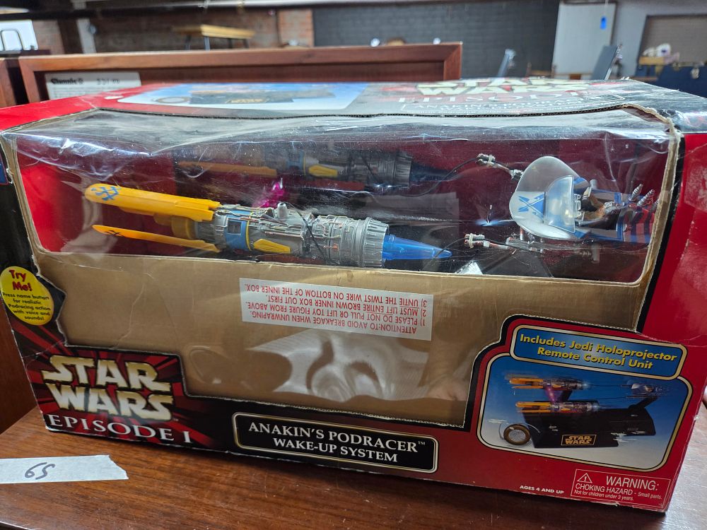 Lot 178 – Star Wars Episode I Anakin’s Podracer Wake-Up System af not tested