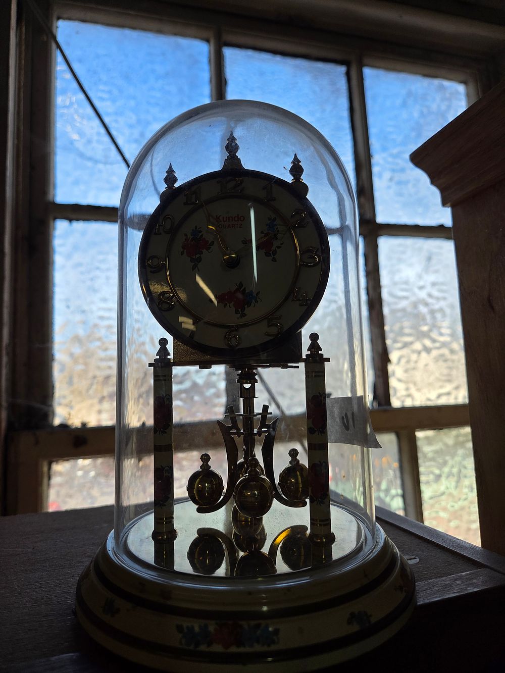 Lot 211 – A Vintage Kundo Quartz Anniversary Clock not tested