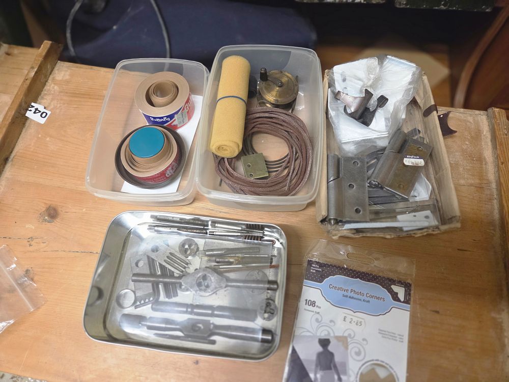 Lot 277 – An Assortment of Vintage Workshop Tools and Stationery Supplies