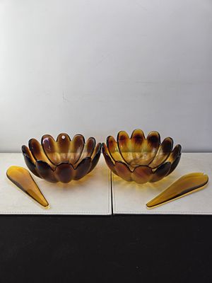 Vintage Mid-Century Indiana Glass Company Lotus Amberina Glass 4-Piece Salad Set. A vintage 