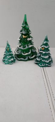 Set of Three 1992 Fenton Green Glass Snow Flocked Christmas Trees, Two with Gold Birds, One 