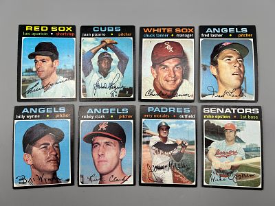 Lot of (8) 1971 Topps Baseball High Number Cards - Varying Conditions