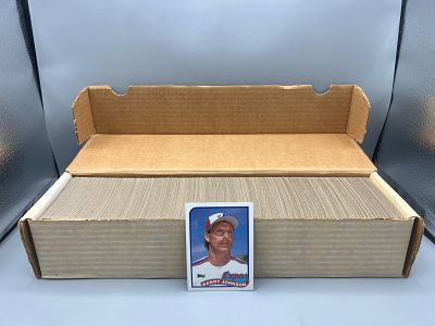 1989 Topps Baseball Set W/ Randy Johnson RC - Not Verified For Completeness