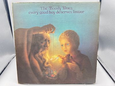 1971 The Moody Blues Every Good Boy Deserves Favour Vinyl Album - THS 5 - Records are untested 