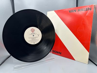 Van Halen: Diver Down (1982), cover has light creasing - Records are untested by auction house 