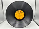 1969 Reprise Records Neil Young with Crazy Horse Everybody Knows This Is Nowhere Vinyl Album - Image - 2
