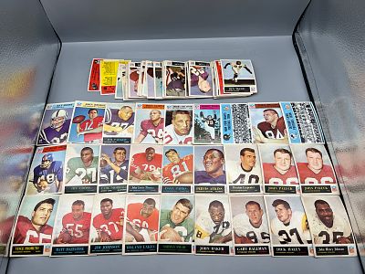 (Lot Of 75+) 1965-1966 Philadelphia Football Singles W/ Berry, Parker, Brodie