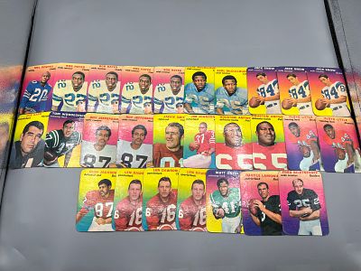 Lot of (27) 1970 Topps Super Glossy Football Cards W/ Stars - Varying Conditions