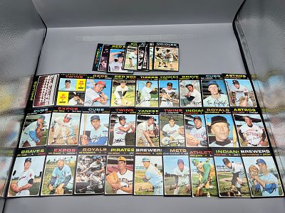 Lot of (40) 1971 Topps Baseball - Varying Conditions