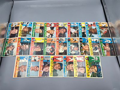 Lot of (25) 1960 Topps Baseball - Varying Conditions