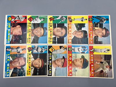 Lot of (10) 1960 Topps w/Jim Bunning HOF - Varying Conditions