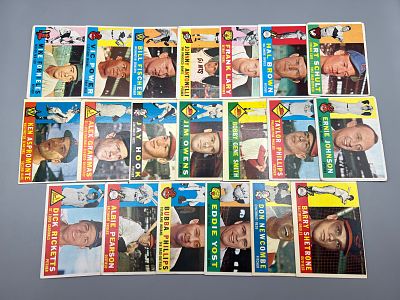 Lot of (20) 1960 Topps Baseball Cards - Varying Conditions