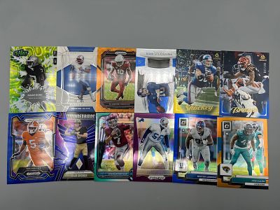 Lot of (12) Modern Football Serial Numbered Cards