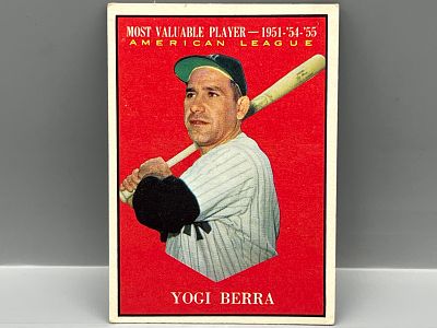 1961 Topps #472 Yogi Berra (HOF) / Yankees - MVP