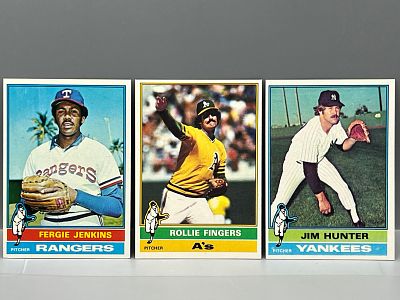 1976 Topps Fergie Jenkins #250, Rollie Fingers #405, & Catfish Hunter #100