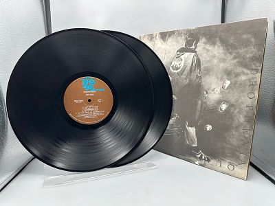 The Who: Quadrophenia (1973), 2 LPs, gatefold, cover shows minor wear - Records are untested by 