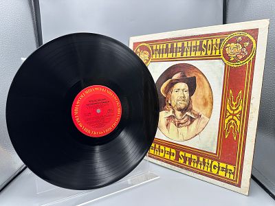 1980 Columbia Records Willie Nelson Red Headed Stranger Vinyl Album - KC 33482 - Records are 
