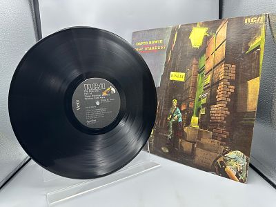 1980 RCA Victor Records David Bowie Ziggy Stardust Vinyl Album - AYL1-3843 - Records are 