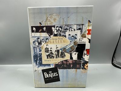 The Beatles: The Beatles Anthology (2003), 5 DVD Box Set, reissue, produced by Apple Records - 