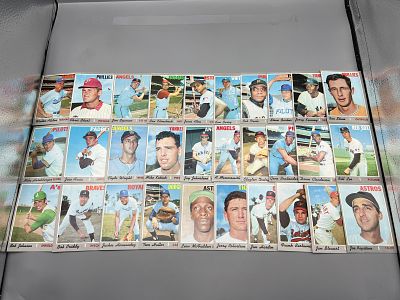 Lot of (30) 1970 Topps Baseball Cards W/(12) High Numbers - Varying Conditions