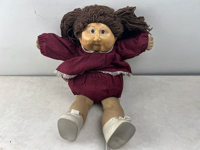 Vintage 1983 Coleco Cabbage Patch Kids Doll with Brown Yarn Hair