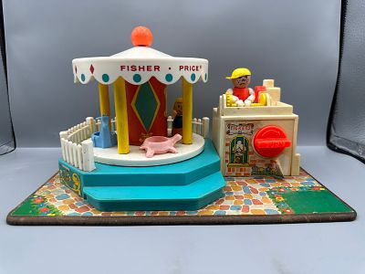 Vintage Fisher-Price Little People Musical Merry-Go-Round Play Set No. 915