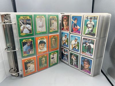Lot of (2) Binders of Assorted Baseball Cards W/ Some Stars & HOFers - Varying Conditions
