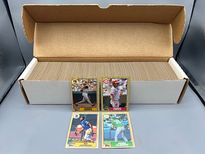 1987 Topps Baseball Complete Set W/ Barry Bonds, Bo Jackson, Barry Larkin, & Mark McGwire RCs