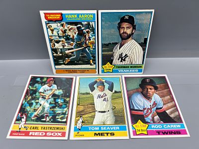 Lot of (5) 1976 Topps Baseball Star Player Cards - Varying Conditions - Hank Aaron, Tom Seaver 
