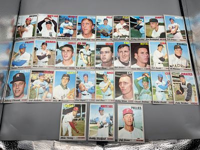 Lot of (30) 1970 Topps Baseball Cards - Varying Conditions