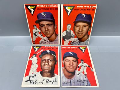 Lot of (4) 1954 Topps Chicago White Sox Baseball Cards - Varying Conditions