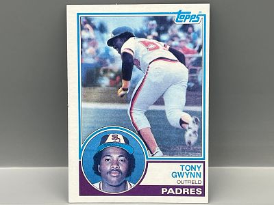 1983 Topps #482 Tony Gwynn (HOF) / Padres