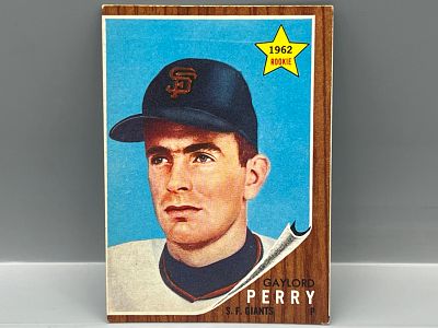 1962 Topps #199 Gaylord Perry (HOF) / Giants - Rookie