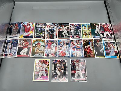 Lot of (20+) Mike Trout Baseball Cards