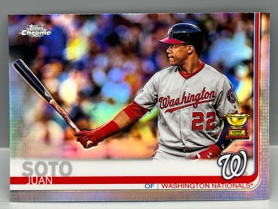 2019 Topps Chrome Juan Soto 2nd Year Refractor #155