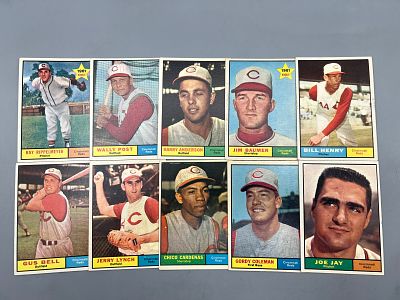 Lot of (10) 1961 Topps Cincinnati Reds Baseball Cards - Varying Conditions