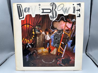 1987 EMI America Records David Bowie Never Let Me Down Vinyl Album - PJ-17267 - Records are 