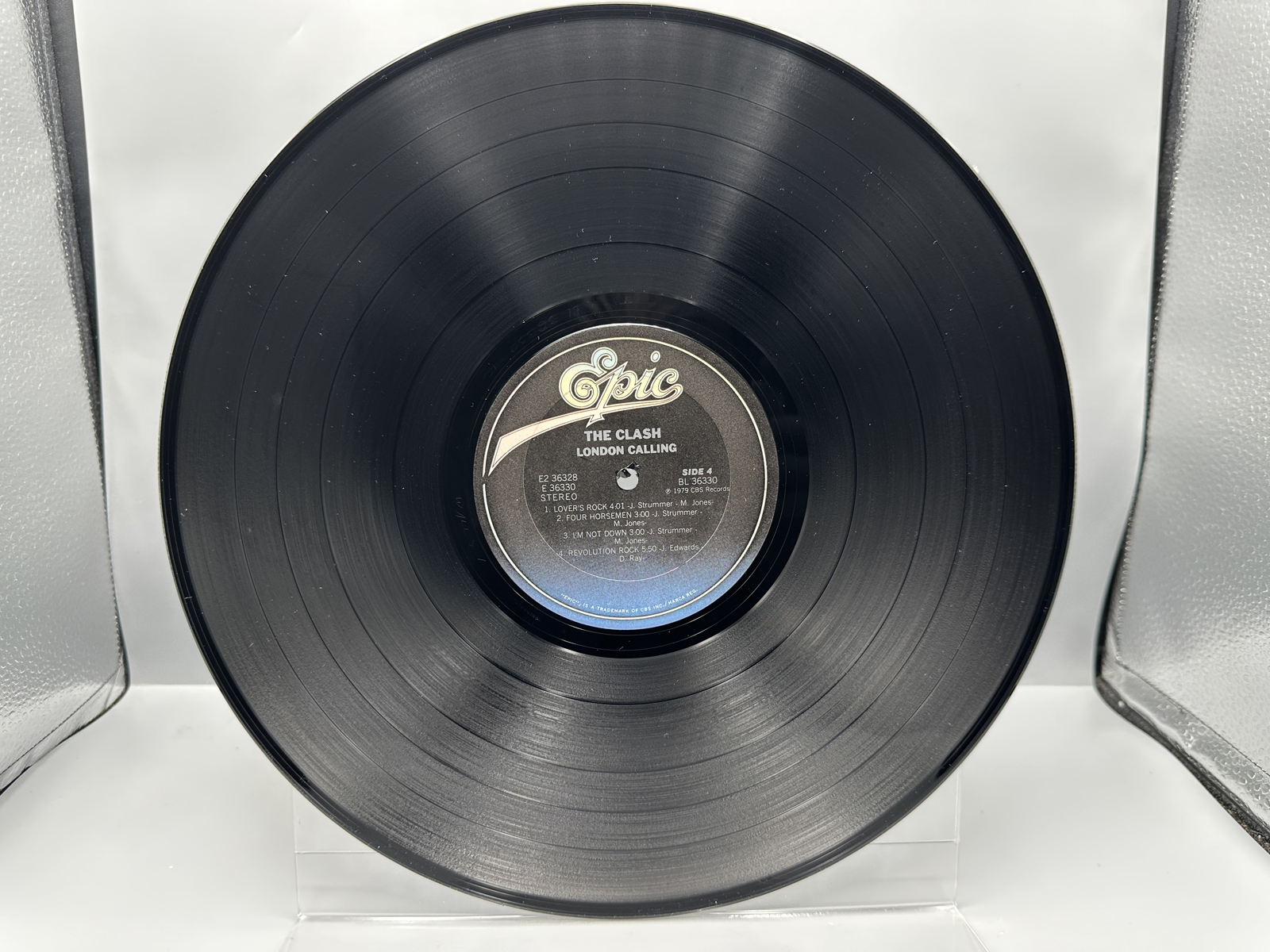 1979 Epic Records The Clash London Calling Vinyl Album W/ Advisory Sticker - E2 36328