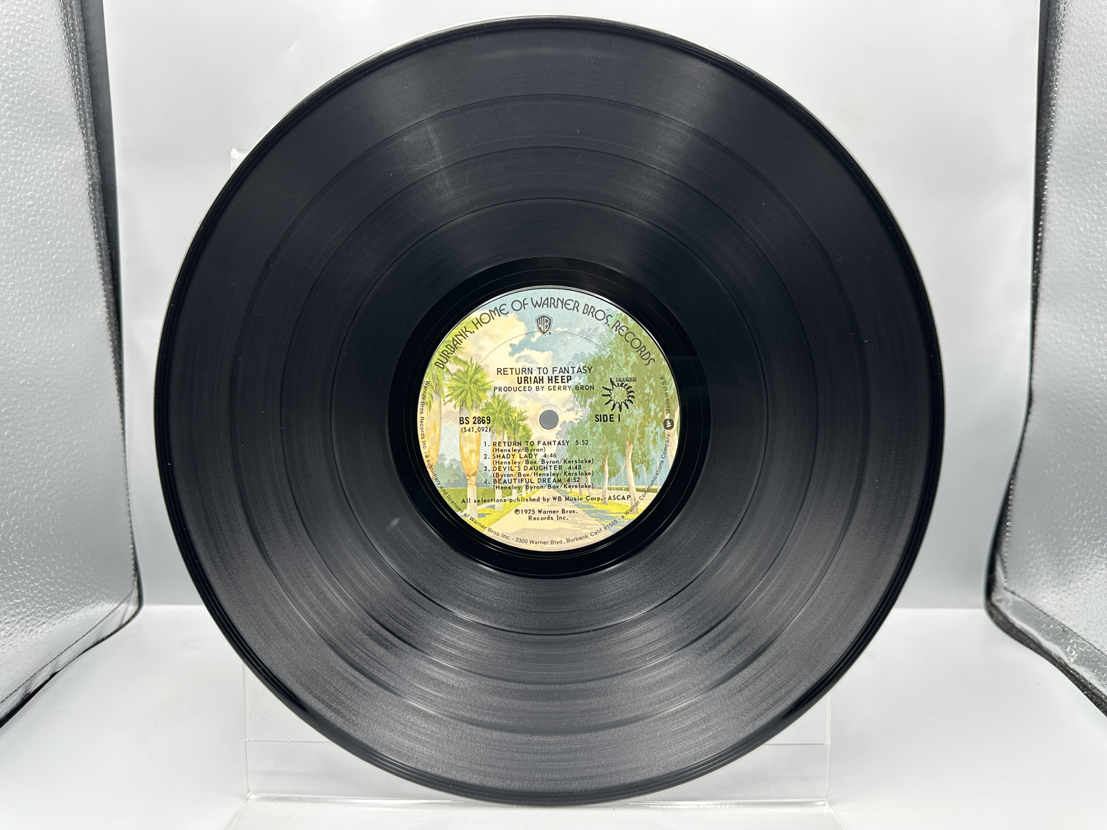 Uriah Heep: Return To Fantasy (1975), gatefold, cover shows ring wear