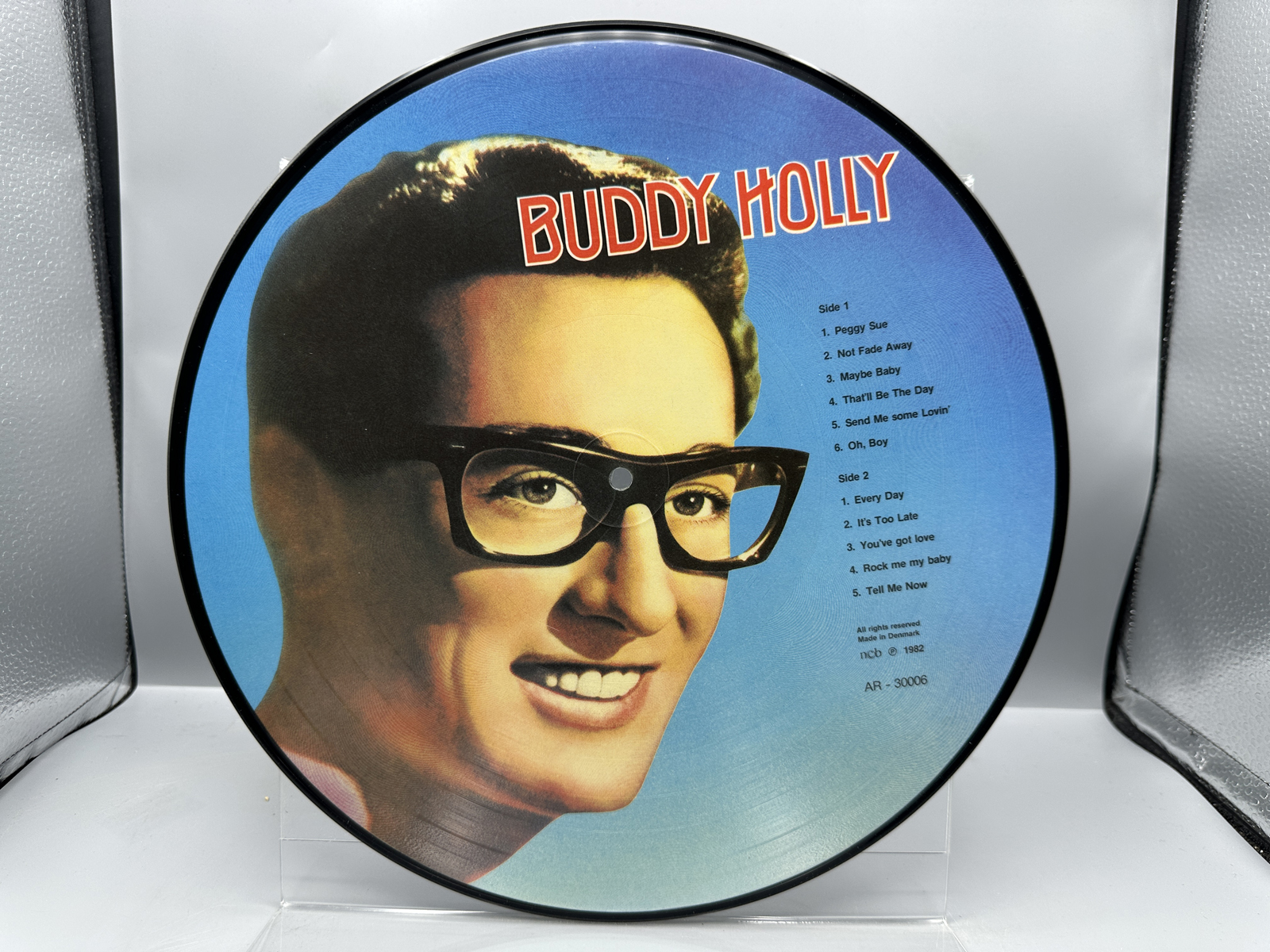 Buddy Holly: Self-titled Picture Disc (1982), Denmark pressing, in clear polyvinyl envelope sleeve