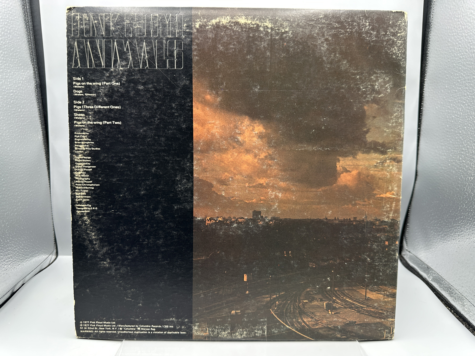 Pink Floyd: Animals (1977), gatefold, cover shows wear