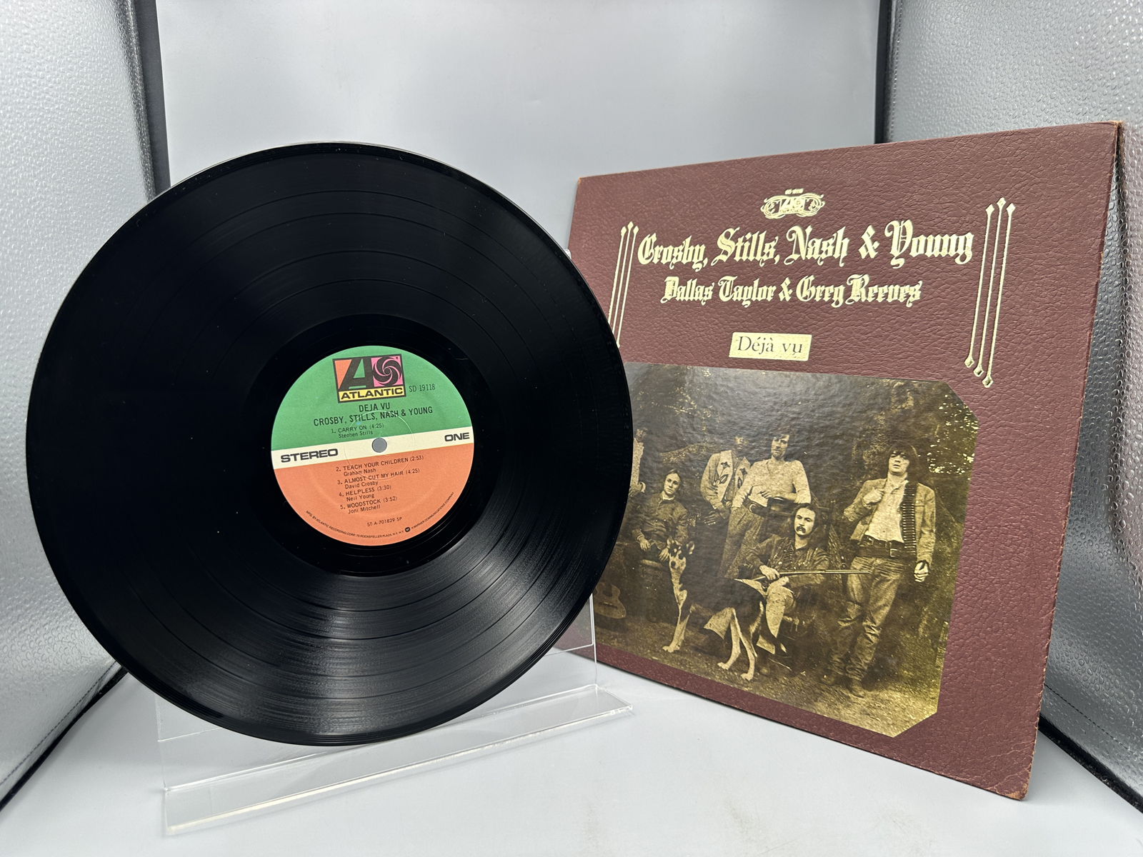 Crosby, Stills, Nash & Young: Deja Vu (1977), reissue, textured cover, gatefold