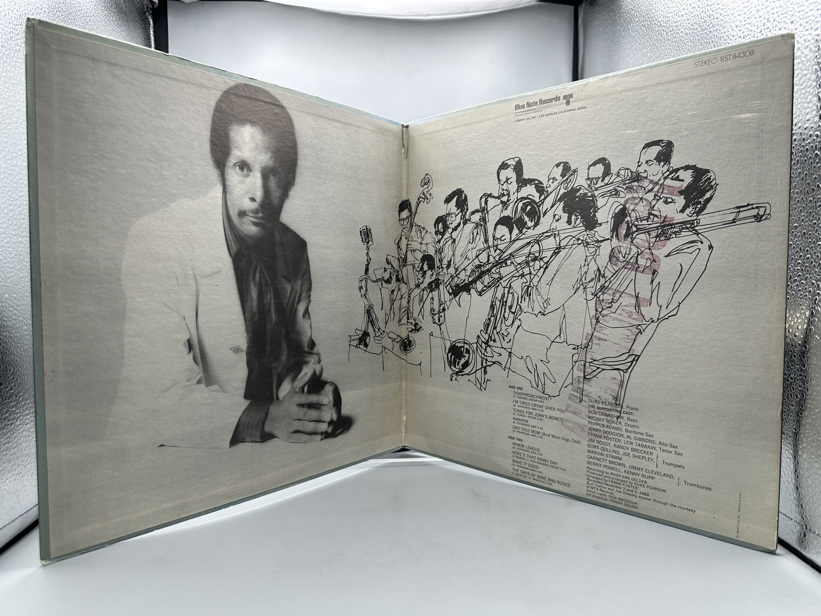 Duke Pearson: Now Hear This (1969), gatefold, Blue Note label, previous owner filing sticker on cover