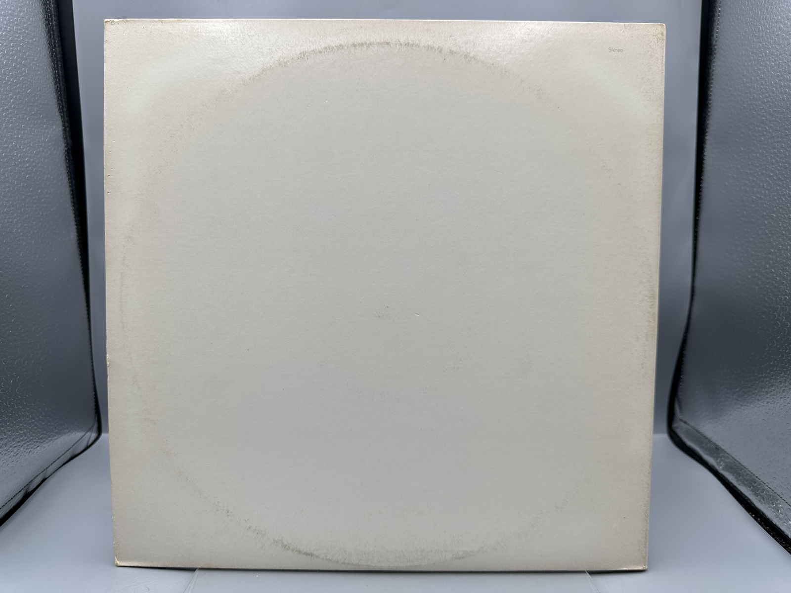 The Beatles: The Beatles - White Album (1978), reissue, gatefold, 2 LPs, includes poster and uncut photo sheet of the Fab Four
