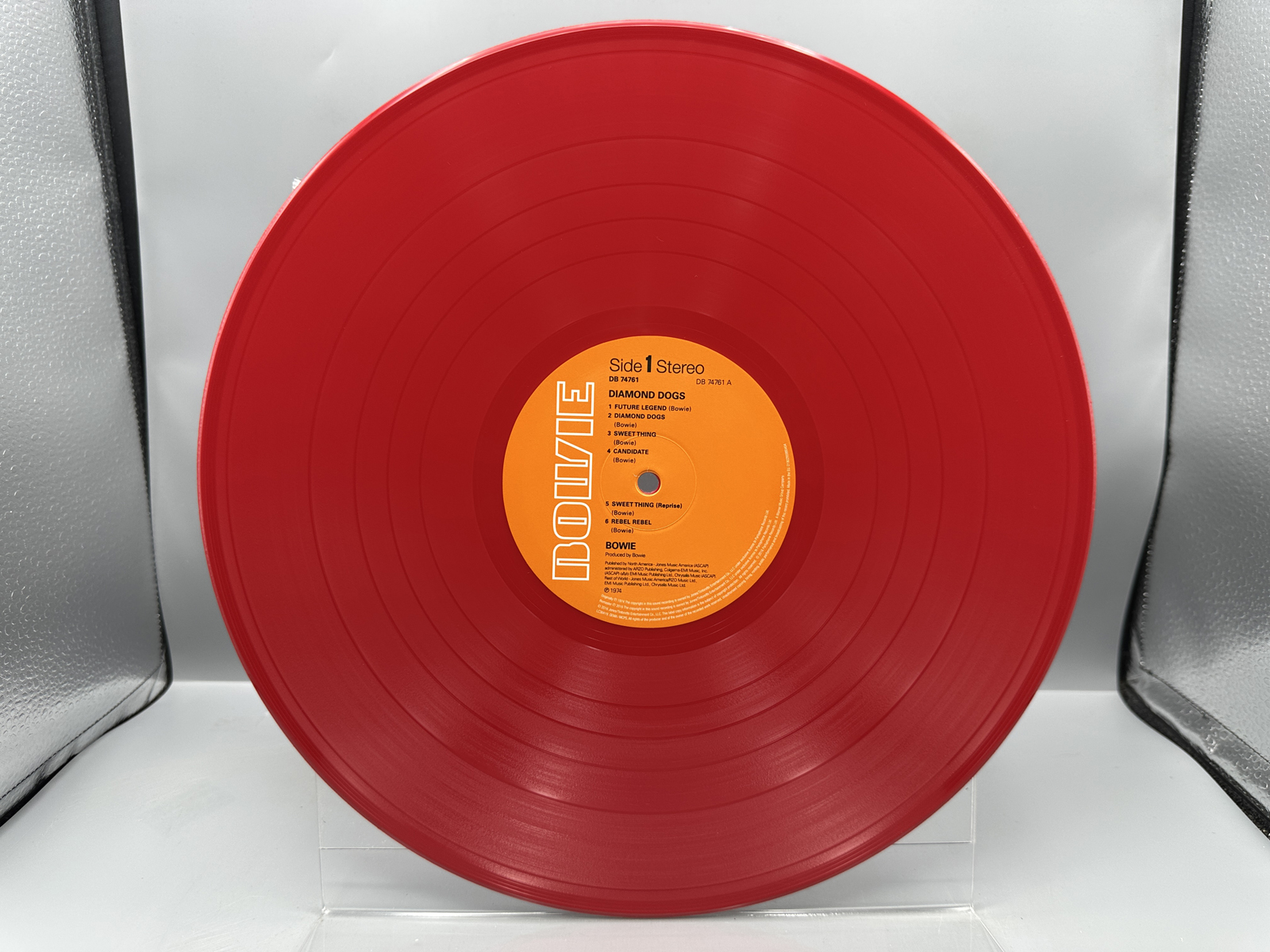 David Bowie: Diamond Dogs (2019), Limited Edition, remastered reissue, red vinyl