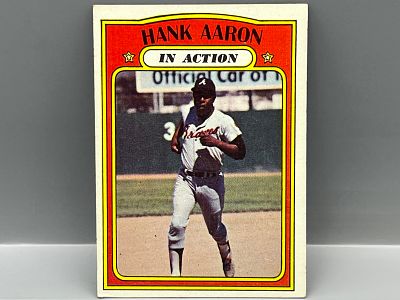 1972 Topps Hank Aaron In Action #300