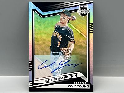 2022 Panini Elite Extra Edition Cole Young Prospect/RC Auto #21