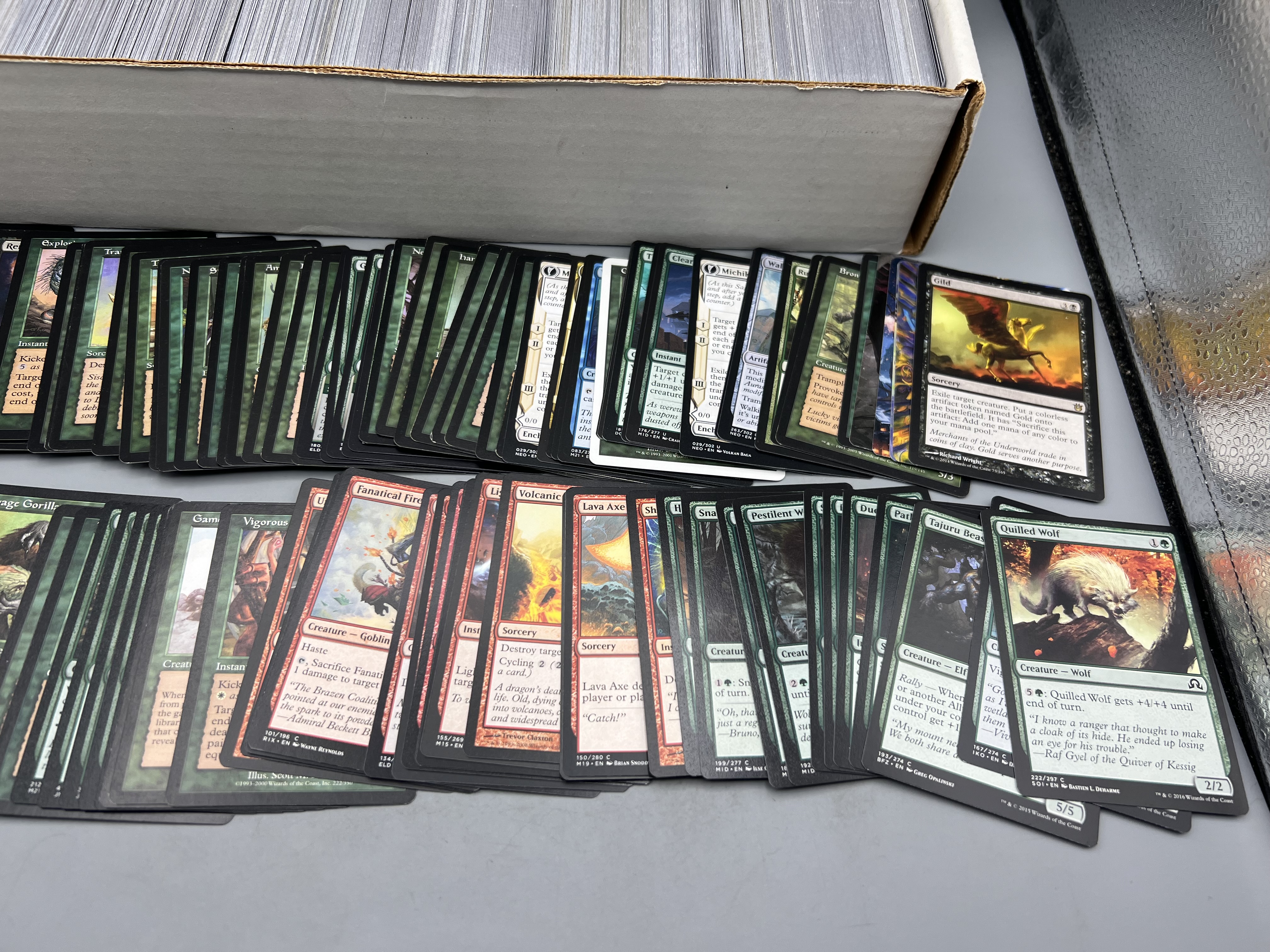 Large Lot of Assorted Magic The Gathering Trading Cards - Varying Conditions