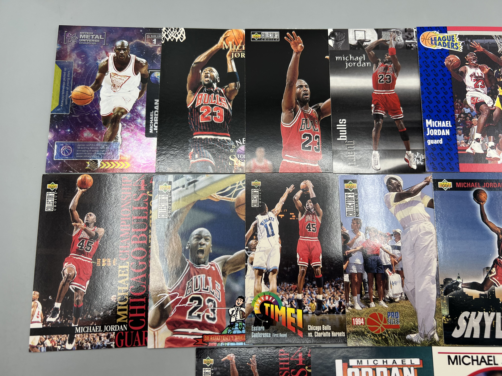 Lot of (15) Michael Jordan Basketball Cards - Varying Conditions